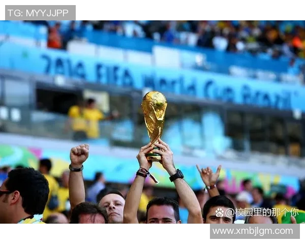 足球星第一：他如何在全球赛场上定义现代足球的巅峰荣耀